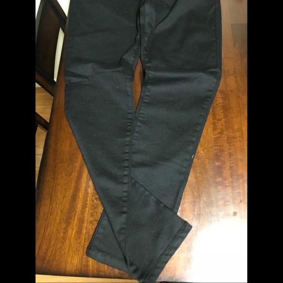 Megan jeans 👖 - Picture 2 of 6